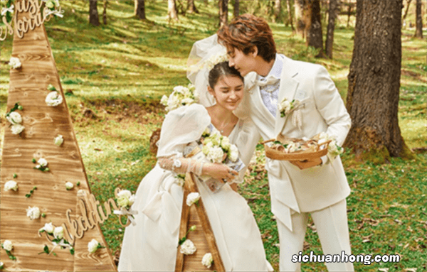 当伴娘要自己掏路费吗