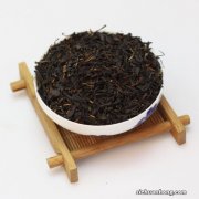 红茶过期还能喝吗 绿茶过期三年了，但是在包装盒里的，没开封。还能喝吗？如何判断？