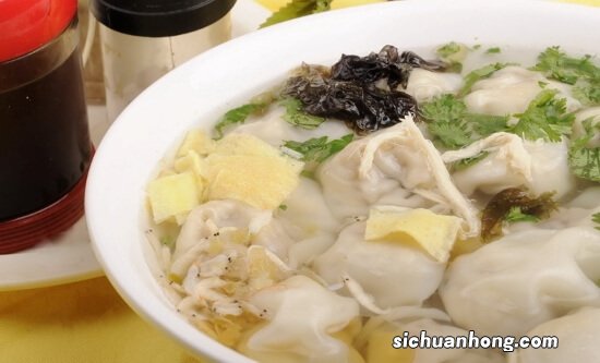 冻的馄饨凉水煮还是水开了煮 冷水煮馄饨?