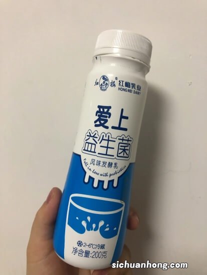 普通益生菌能做酸奶吗 益生菌是单独服用好？还是与酸奶拌在一起进食好？