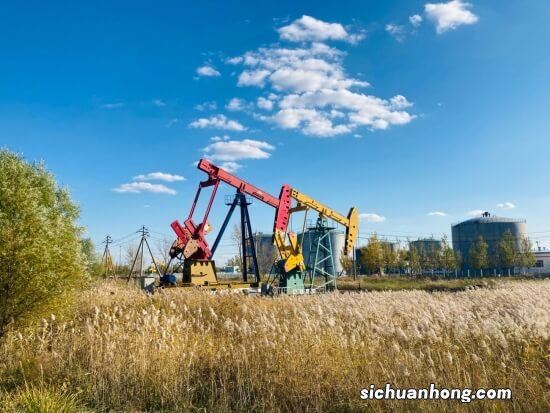 ?大庆油田累计生产原油突破25亿吨 油田开发技术是否达世界领先水平?