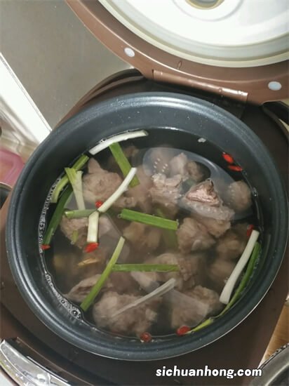 用电饭煲怎么炖排骨汤