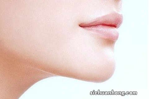 男生下巴翘告诉你这样长相的人是什么性格