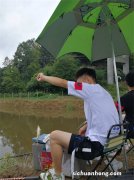 野河做钓享自然，鱼王香饵土鲫盘