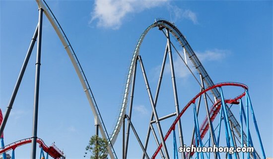 世界十大最佳游乐园 迪斯尼仅排第四 排名第一光过山车有12个