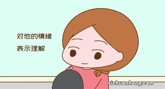 出生时嚎啕大哭，抱来妈妈身边瞬间停止，宝宝什么时候开始认妈妈