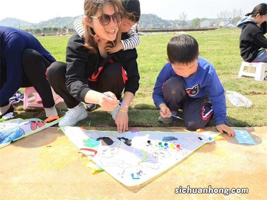 超详细的远足活动方案已出，快带孩子拥抱美丽的大自然吧