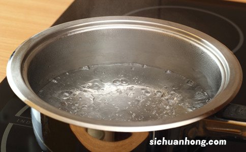 农村常见的蝼蛄可以吃吗？对身体有什么影响？