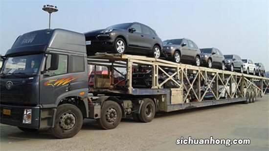 轿车托运是怎样收费的？托运一辆轿车500公里多少钱