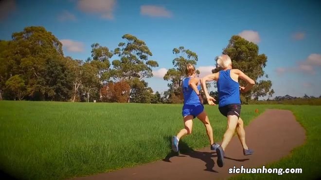 人到中年，哪些运动比较适合？