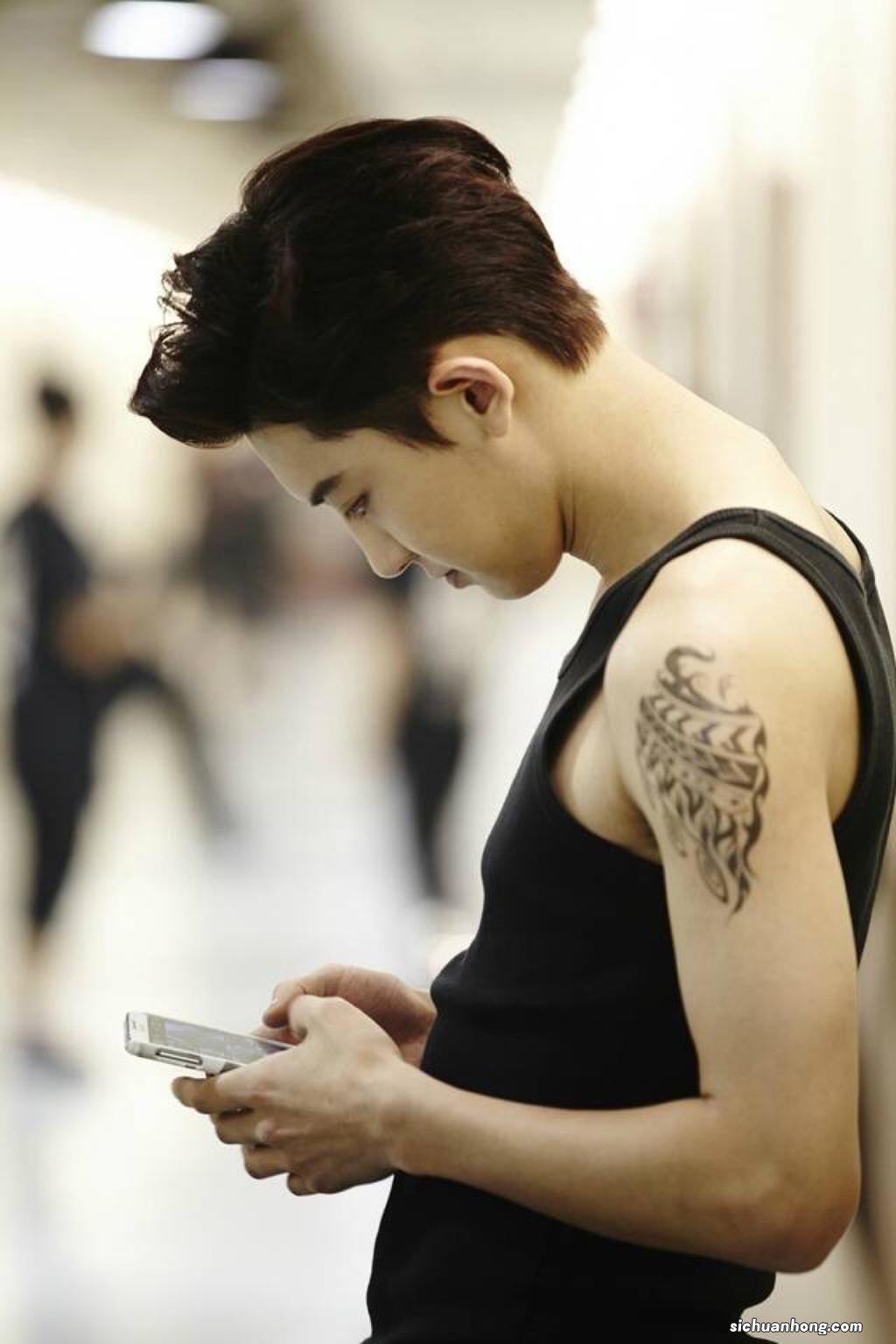 韩国十大帅哥排行榜 南柱赫上榜,第二歌唱的好演技也不错