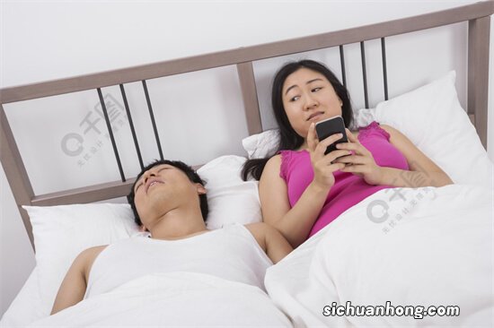 当女人说“我要睡了”，潜台词并不是“再见”