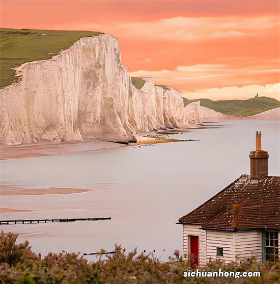 电热水器和燃气热水器哪个好?新房装电热水器还是燃气热水器好?