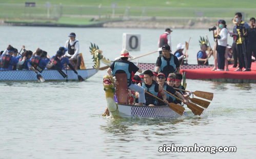 龙舟竞渡“水上奥运会”