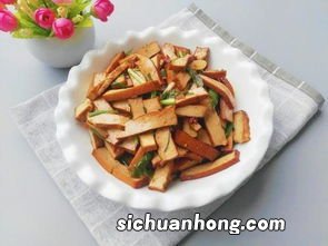 黄花菜小炒肉