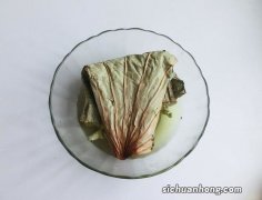 食谱：荷香莲藕粉蒸肉