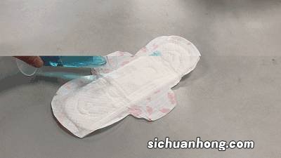 高洁丝卫生巾广告翻车！