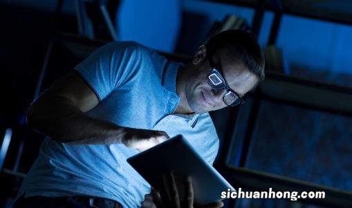 长期24点睡觉这些坏处趁机而入 熬夜后的补救措施