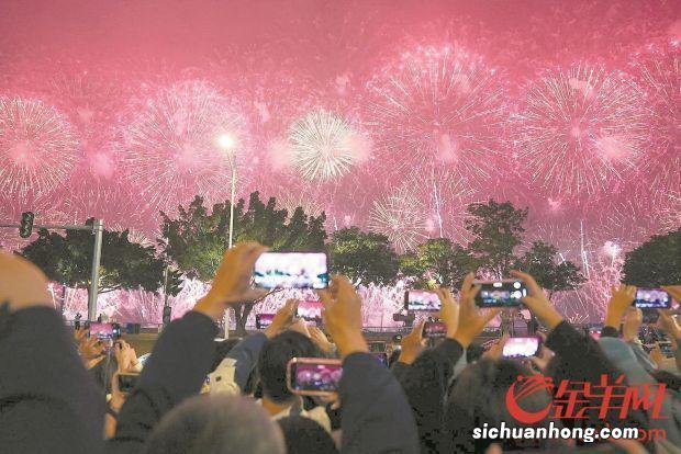 烟火气里迎新春:广东各地年味浓 文旅消费释放强大活力