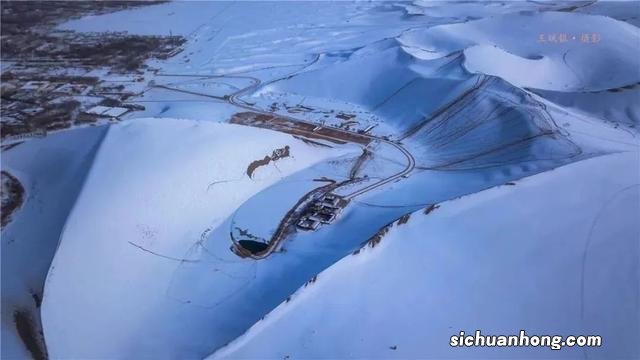 雪落敦煌沙漠之眼——月牙泉，绝美！