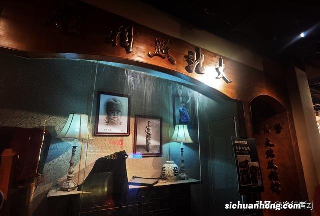 春节,带老北京逛王府井,瞬间秒回四十年前