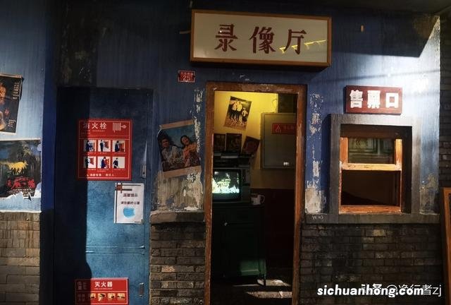 春节,带老北京逛王府井,瞬间秒回四十年前