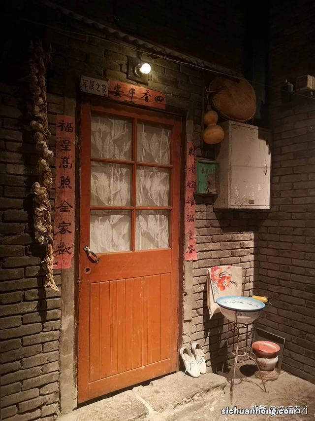 春节,带老北京逛王府井,瞬间秒回四十年前