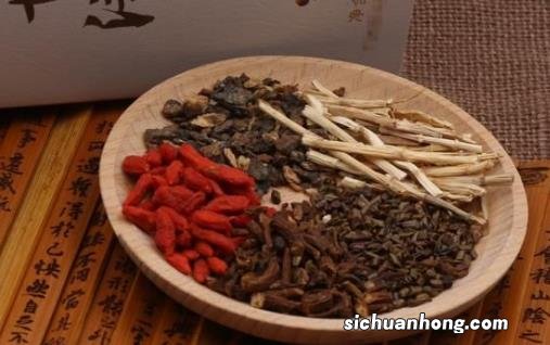 白茅根的功效与作用 茅根水的做法