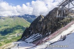 原神怎么到雪山山顶