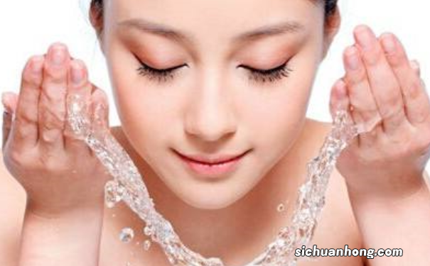 美容护肤洗脸别搞错了,脸没洗干净后果很严重!