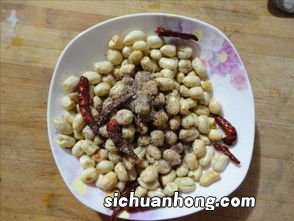 炸花生米放什么粉