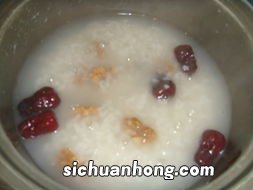 红枣大米稀饭煮多久