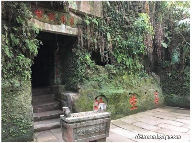 峨眉山曾发生过“悲剧”,至今还无人能解释,究竟发生了什么?