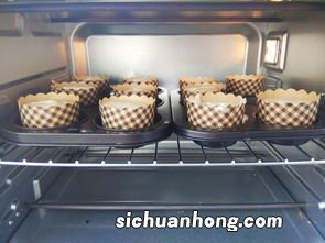 怎么做纸杯小蛋糕视频