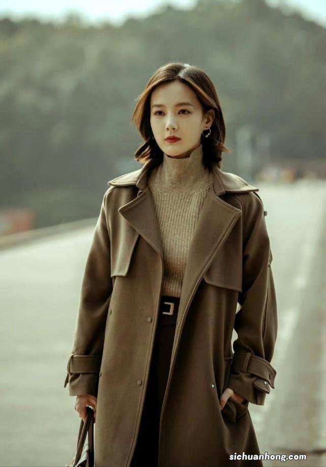 李一桐真给力!《狂飙》戏内穿搭戏外也能穿,有镜头感又有氛围感