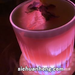 没有喝过鸡尾酒？鸡尾酒是什么味道？