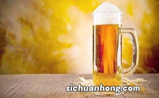 啤酒没开封过期能喝吗?过期了你还想喝?