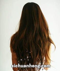 新手卷发棒烫长发技巧 答案如下