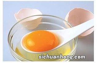鸡蛋清去黑头吗 了解一下