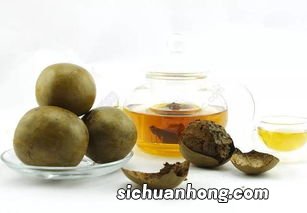 秋梨膏加川贝好还是罗汉果好 秋梨膏加川贝和罗汉果有什么区别