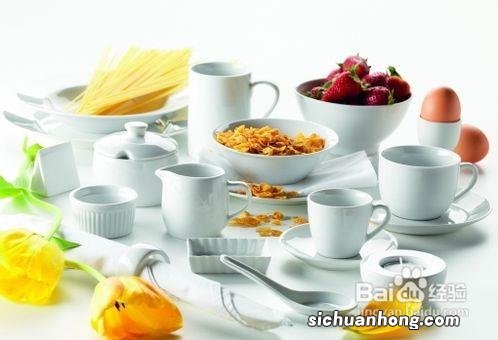 家庭餐具也有使用寿命-家庭餐具多久换一次