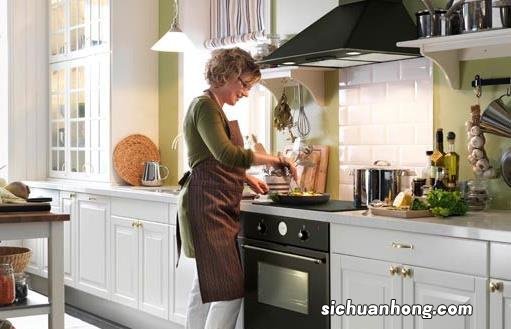 预防厨房煤气管道油污的办法