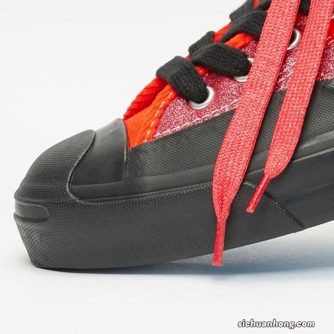 新年穿这些球鞋,长辈看了都想多给两个红包 |《每周冷门球鞋大赏》