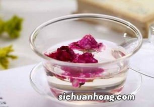 玫瑰花茶颜色怎么回事