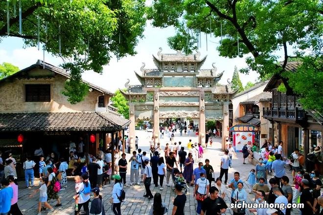 江苏有个诗情画意的古镇,古典雅致,环境清幽乾隆皇帝曾8次前来