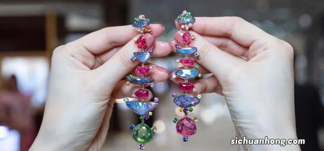 春节出门怎能不戴珠宝？还有这些“打包”实用大招拯救你的小担心！