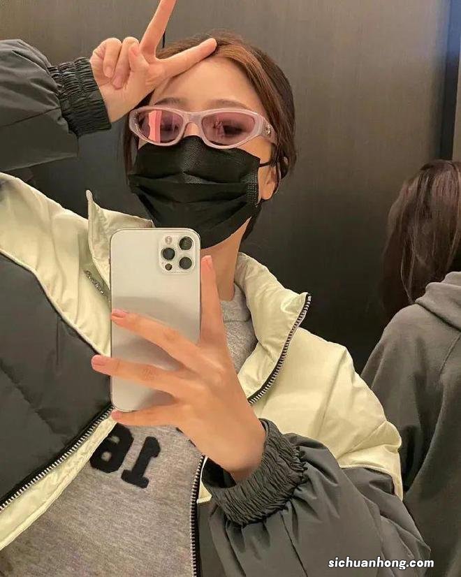 冬日抗冻战士的绝杀单品，羽绒服这么穿超级帅！