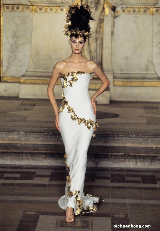 用金色开启新年新气象