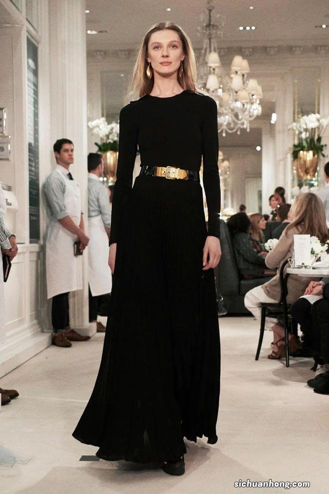 用金色开启新年新气象