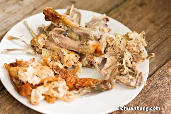 被骨头卡住就喝醋?75岁老太最后做了开胸手术